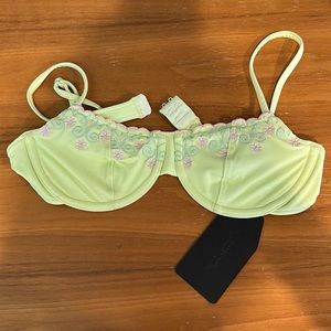 Frankie’s Bikini x Sydney Sweeney Lime Zola Top